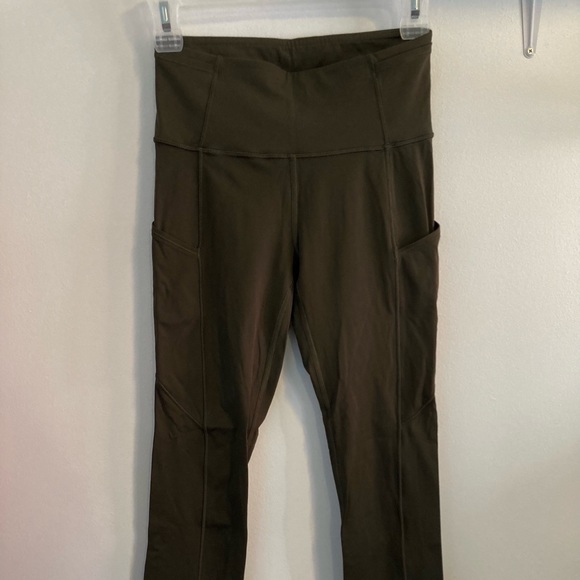 Dark Olive Fast and Free tights - Picture 1 of 5